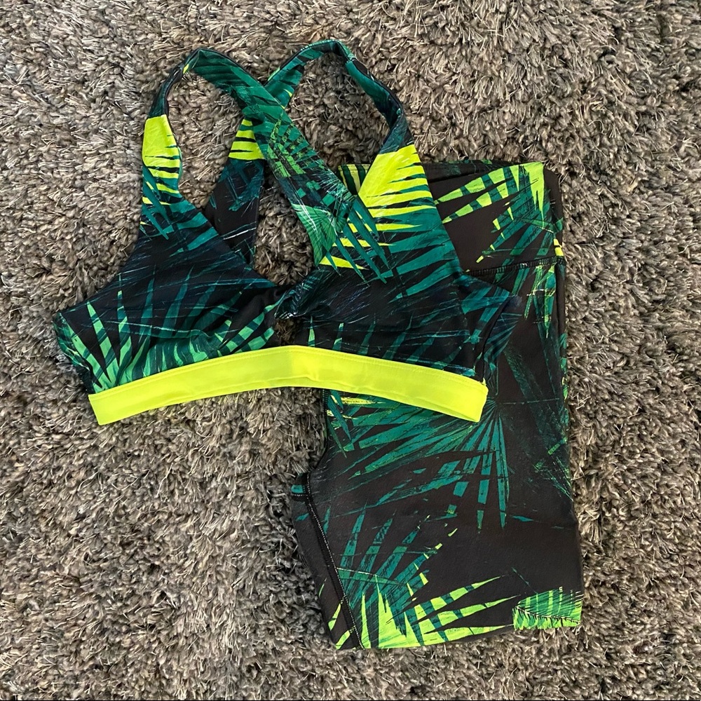 Fabletics tropical set